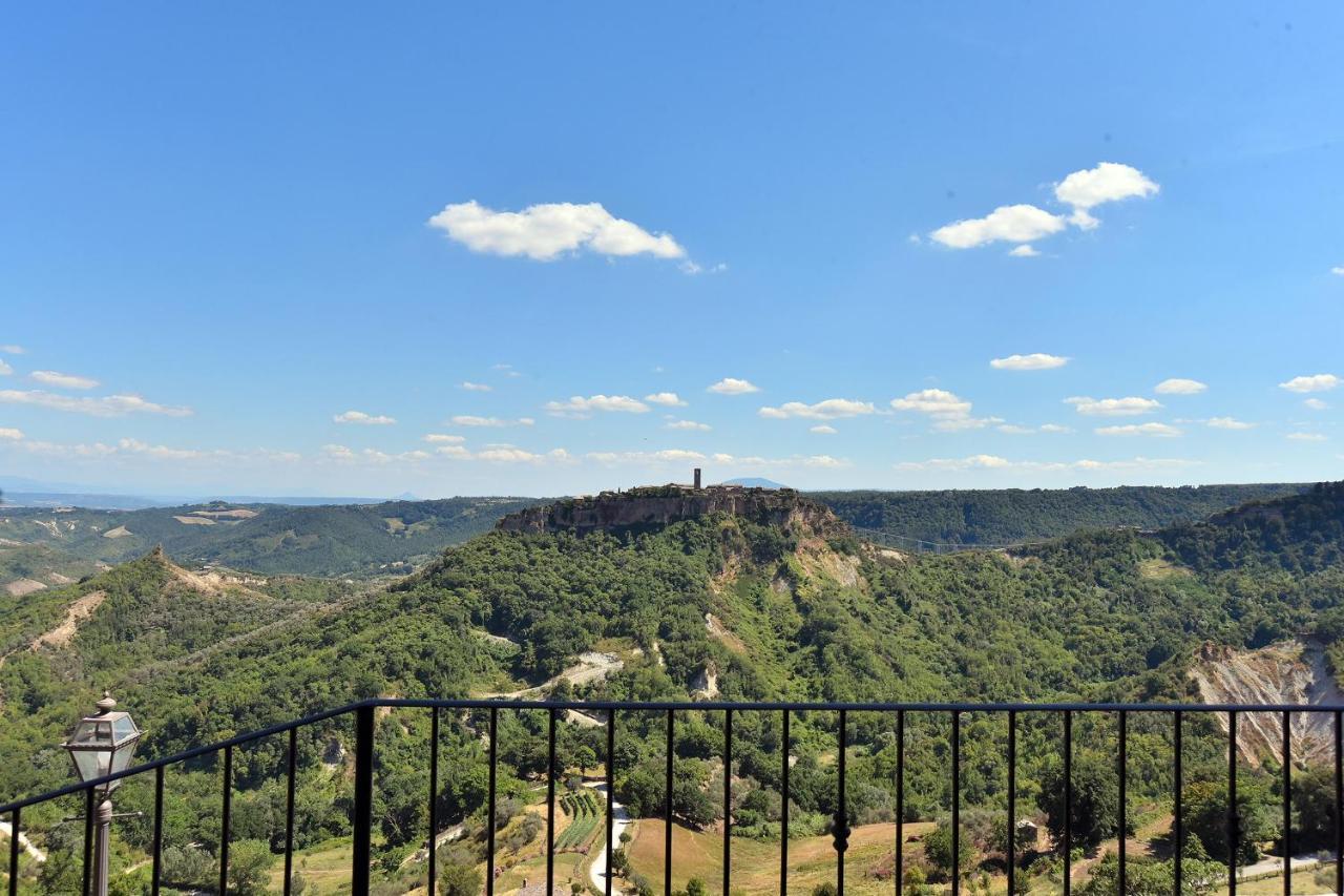 Le Calanque La Terrazza Su Civita Lubriano Exterior photo